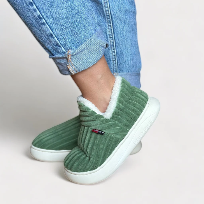 Boutique varma tofflor