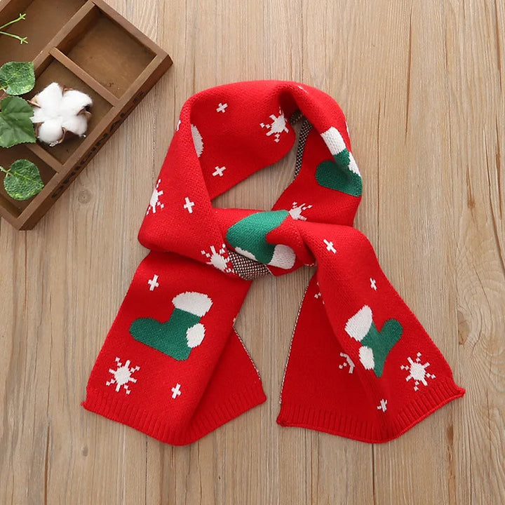 Söt julstickad scarf för barn vinter