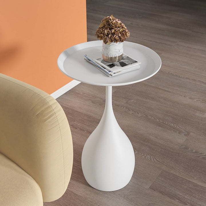 Medeltida Sido Bord I Modern Stil