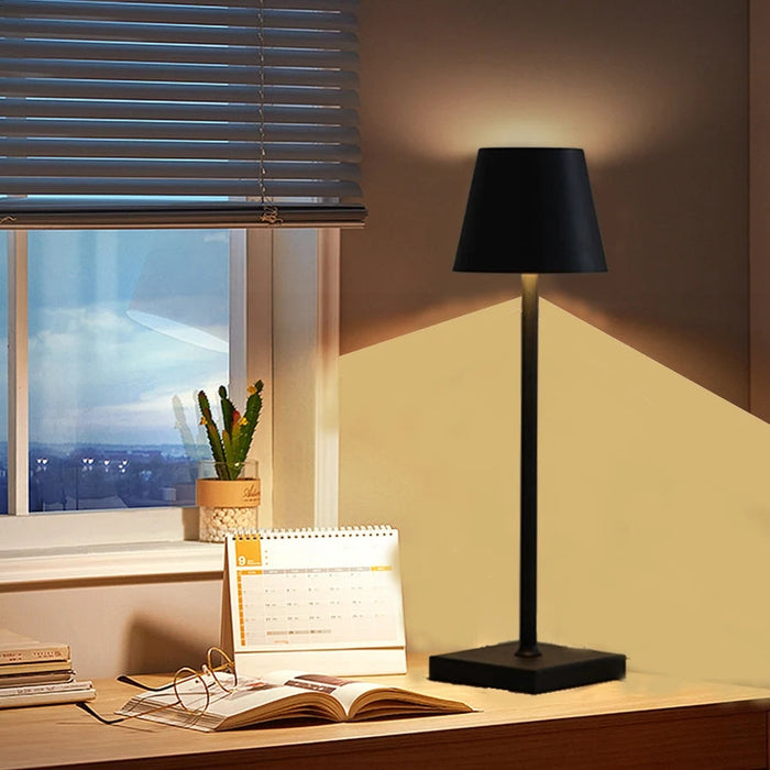 Sängbord Touch Bordslampa