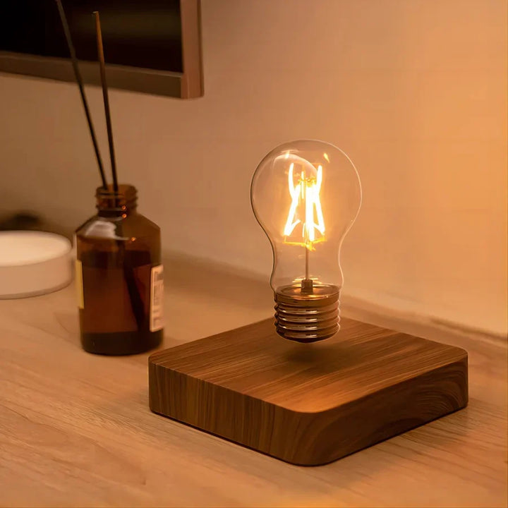 Magnetisk svävande flytande LED-lampa
