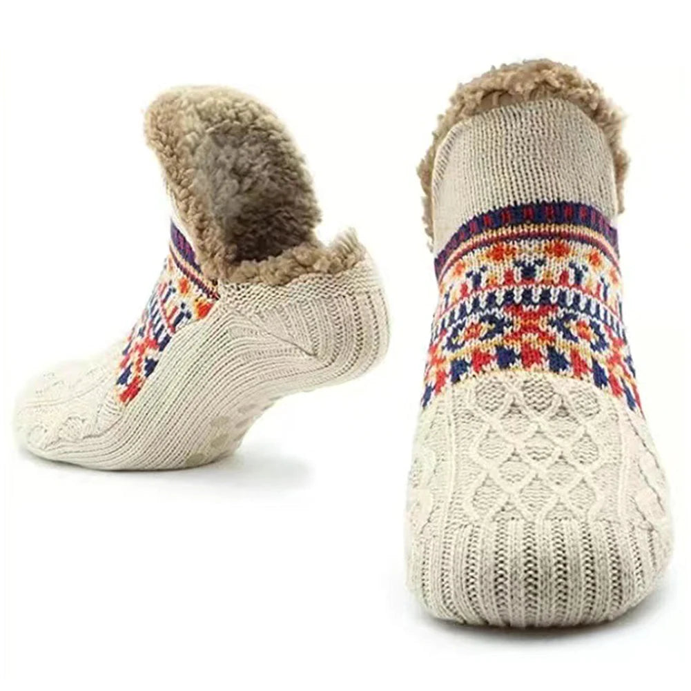 Stickade Toffelsockor med Fleecefoder