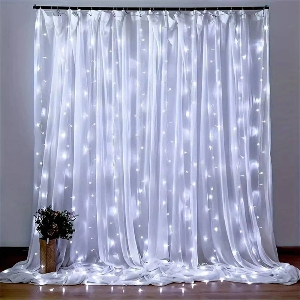 Gardinslingor med LED-ljus