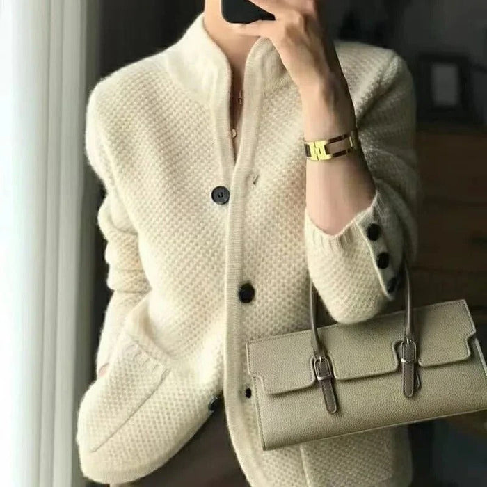 Mjuk Knappl Blazer - Strukturerad Stickning