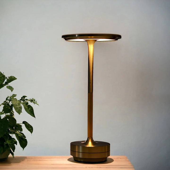 Trådlös Bordslampa med Touchkontroll &amp; Modern Nordisk Design