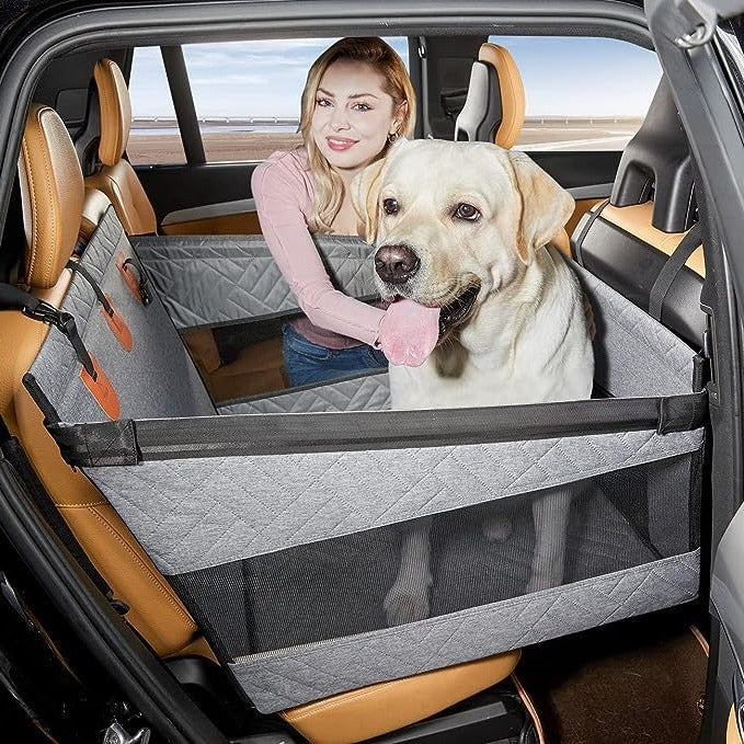 Säkerhetsmatta för din hund i bilen