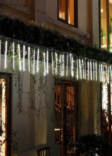 LED Droppande Istappar Ljus