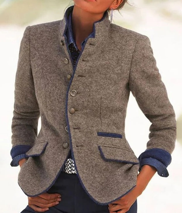 Elegant enfärgad damjacka