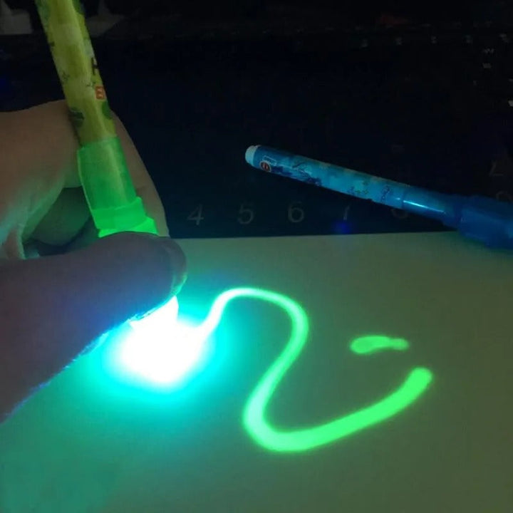 Magisk LED-ljusskissplatta för barn
