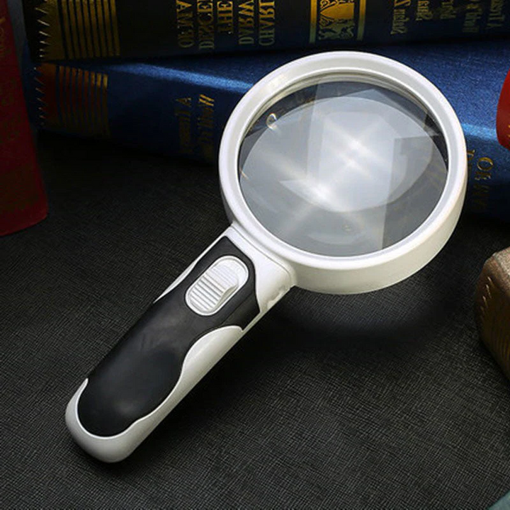 LED-belyst förstoringsglas – Handhållet läsglas för böcker och liten text