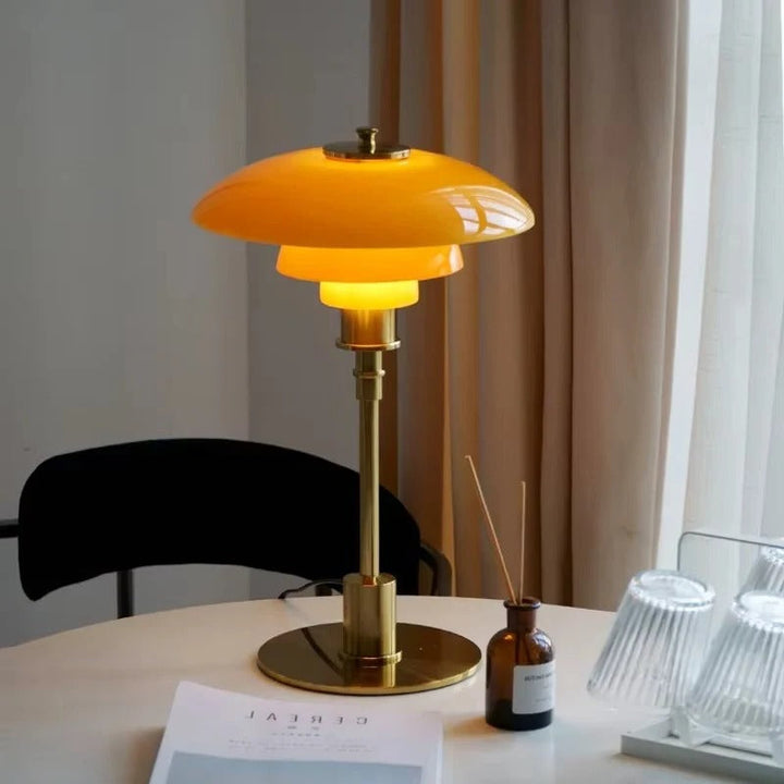 Skandinavisk LED Bordslampa