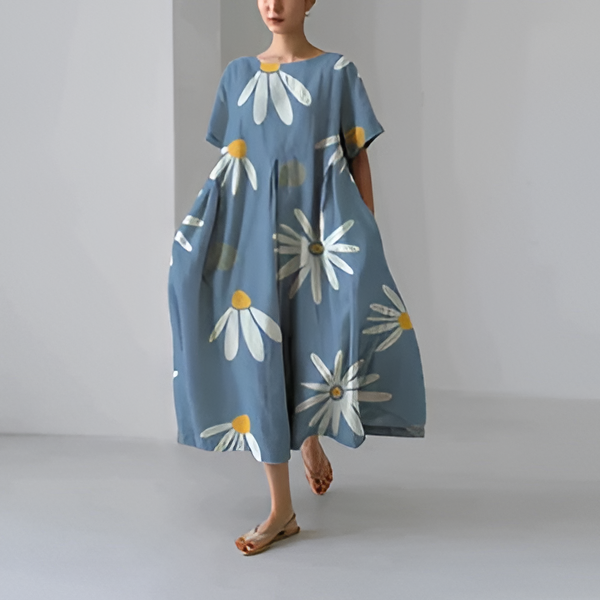 Avslappnad och elegant klänning med blommönster