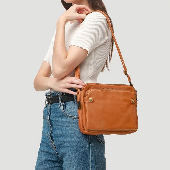 Tre-lagers Crossbody Läder Axelväska &amp; Clutch