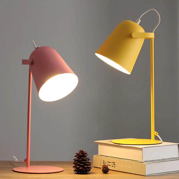 Nordisk Makaronfärg Kreativ Järnbucket Design Ljus Bordslampa