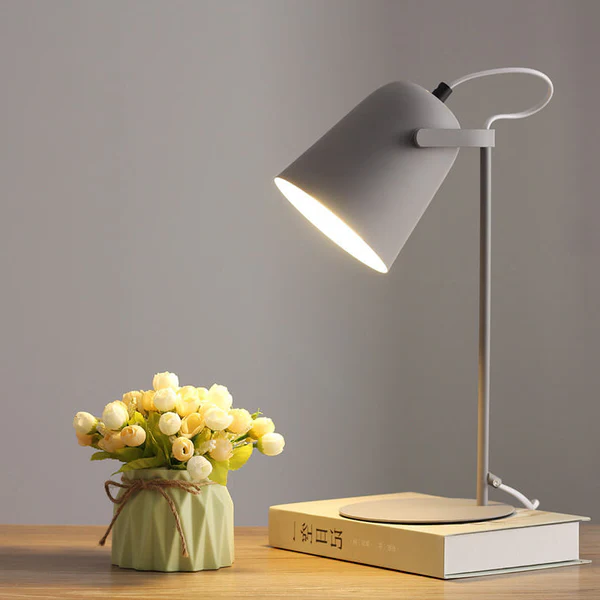Nordisk Makaronfärg Kreativ Järnbucket Design Ljus Bordslampa