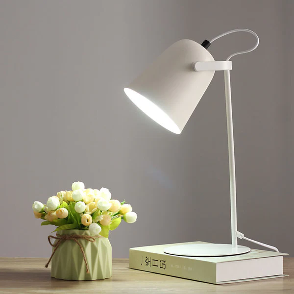 Nordisk Makaronfärg Kreativ Järnbucket Design Ljus Bordslampa