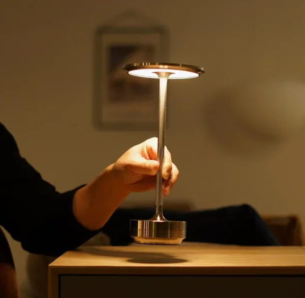 Trådlampa