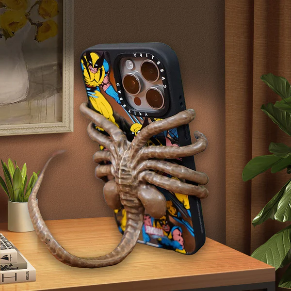Horribel Facehugger Telefonhållare