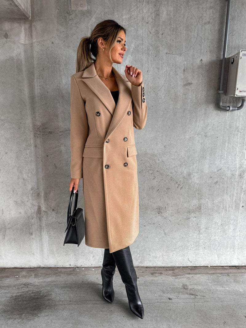 Elegant kappa med tidlös stil