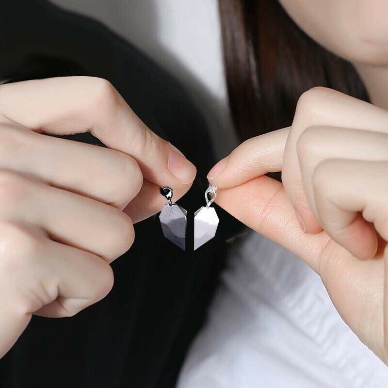 Valentins magnetiska hjärtan parhalsband och armband presentset